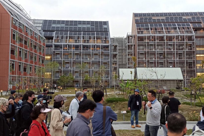 評審實地勘查－沙崙智慧綠能循環集合住宅園區／攝影：王進坤