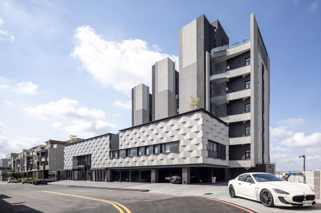 B-2-013-浮光織境